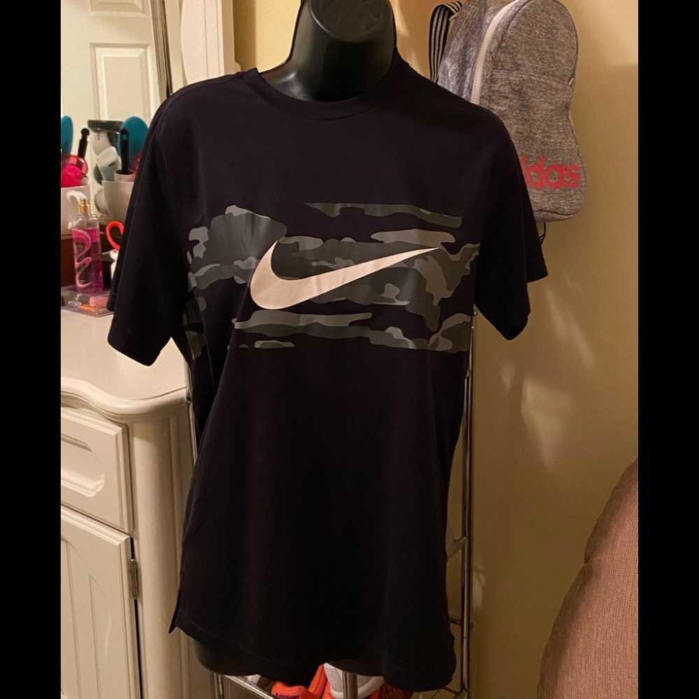Nike Medium Mens Dri Fit Camo Black Tee